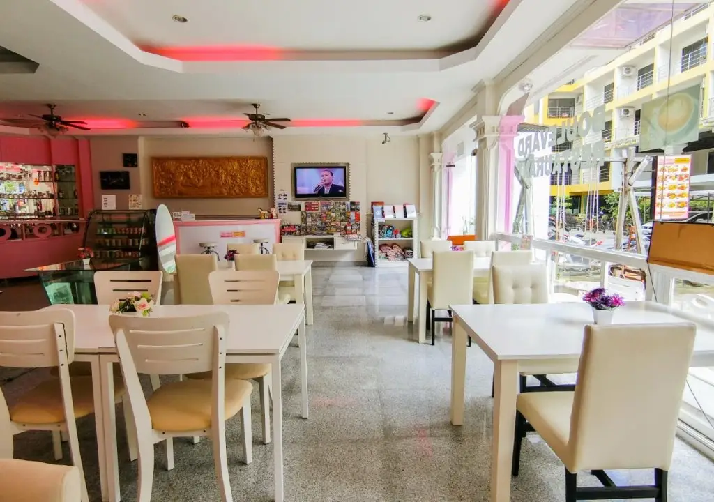 Пхукет: Hollywood Inn Love