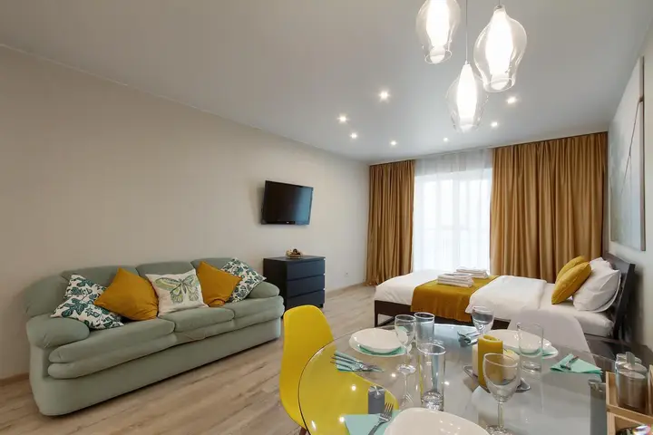 Новосибирск: One Bedroom Apartments Buisness - Современная квартира студия Бизнес класс, 4 спальных места, RentHouse
