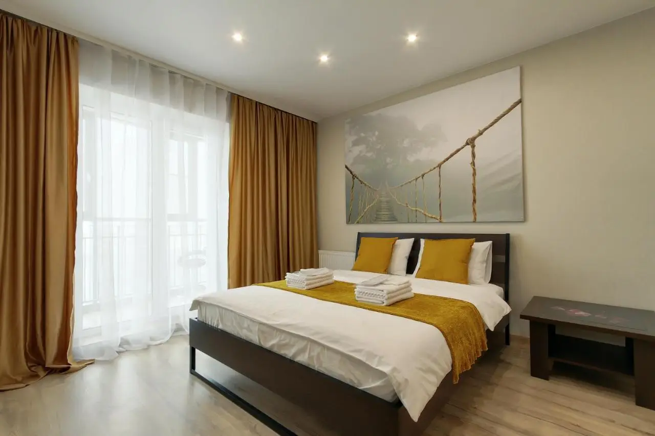 Новосибирск: One Bedroom Apartments Buisness - Современная квартира студия Бизнес класс, 4 спальных места, RentHouse