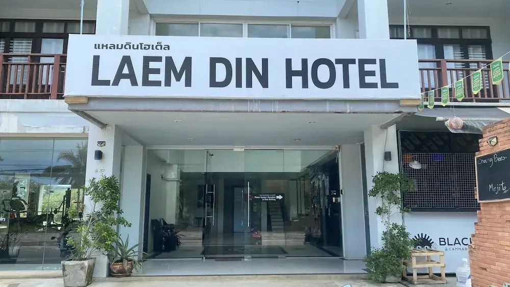 Самуи: Laem Din Hotel Chaweng