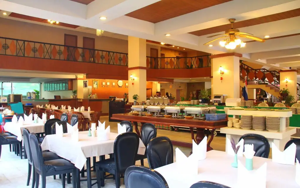 Паттайя: Курортный отель Mike Beach Resort Pattaya - SHA