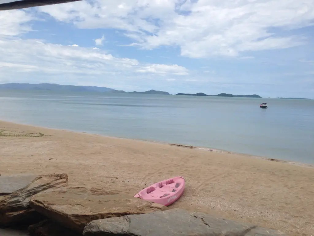 Ханом: Needa Rock Resort