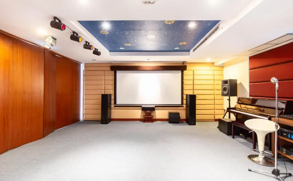 Бангкок: Lasalle Suites Hotel & Residence