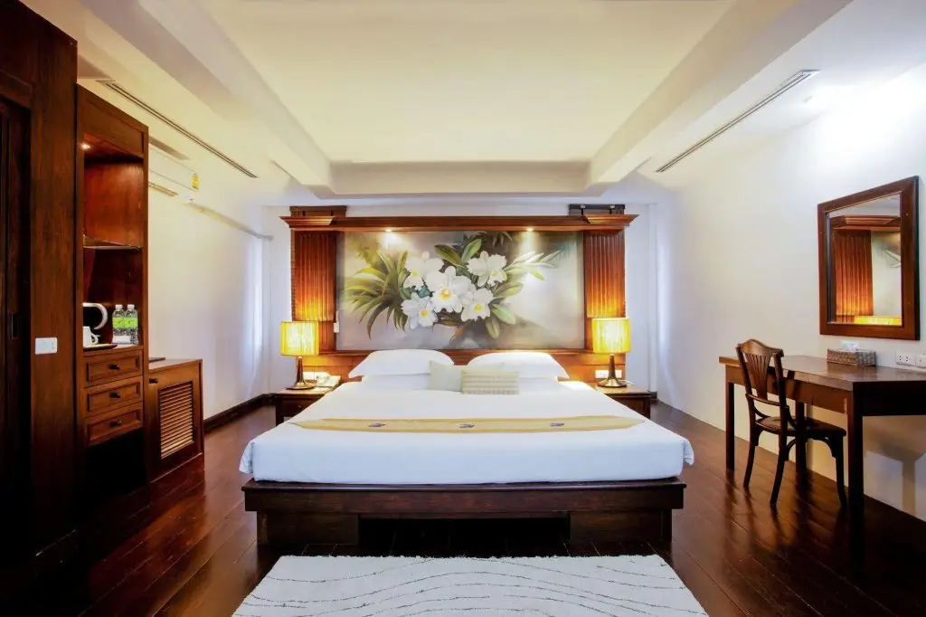 Пхукет: Safari Beach Hotel
