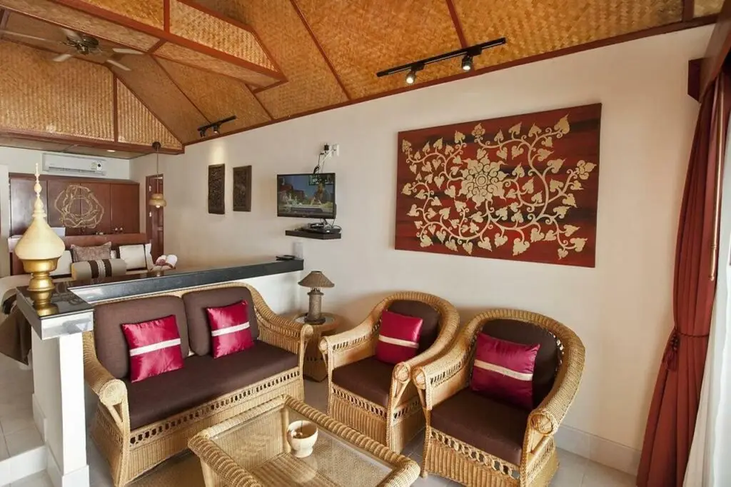 Муанг: Friendship Beach Resort & Atmanjai Wellness Spa