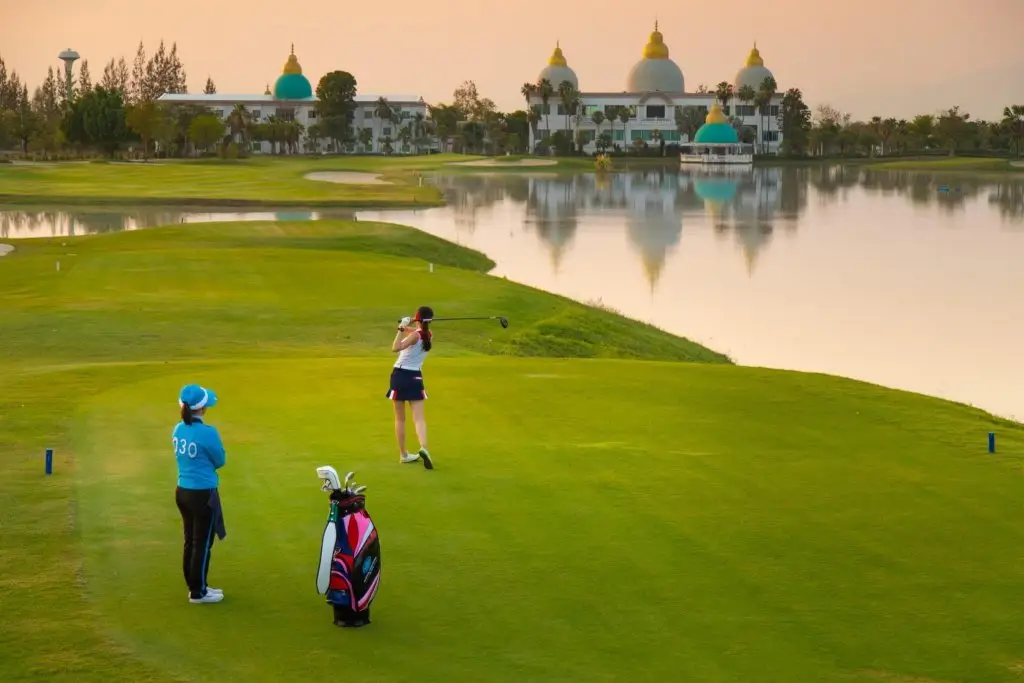 Мае-Он: Gassan Panorama Golf Club