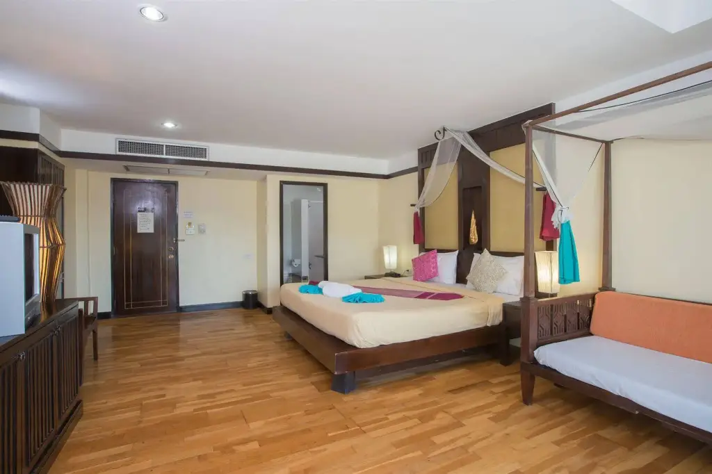 Кату: The Ocean Patong Hotel