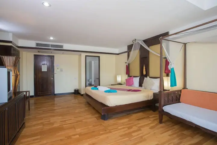 Кату: The Ocean Patong Hotel