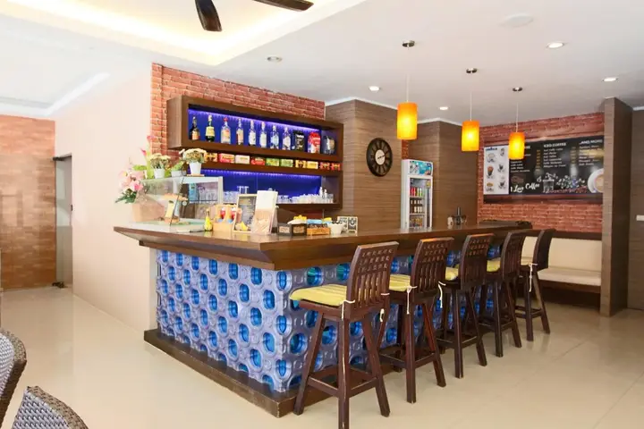 Кату: Good Nice Hotel Patong