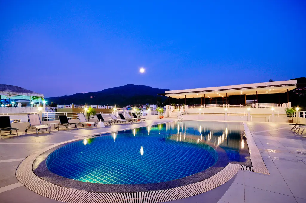 Карон-Бич: The ASHLEE Plaza Patong Hotel & Spa