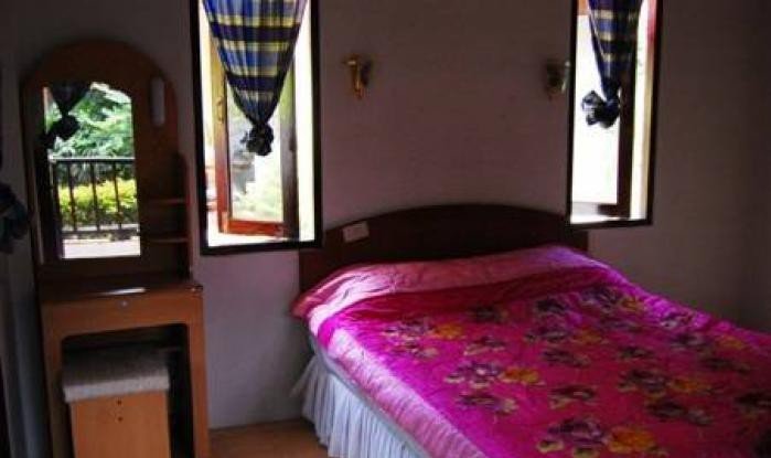 Самуи: Baan Srinimit Bungalow