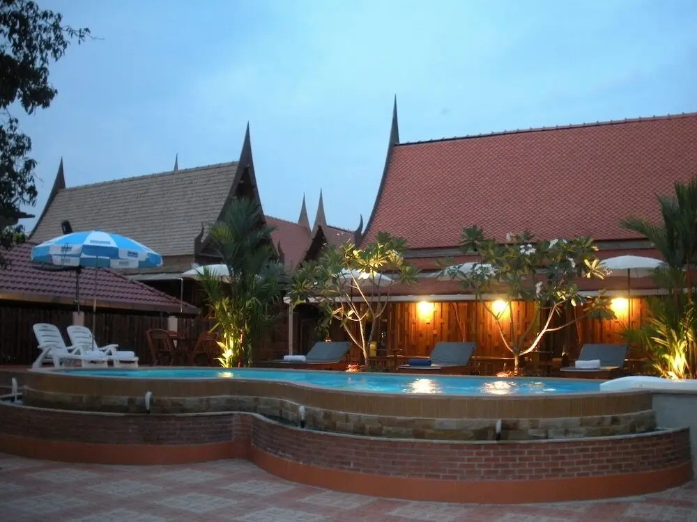 Бангкруай: Reunrimnam Resort & Restaurant