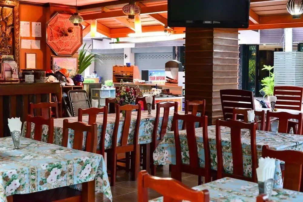 Кату: Hotel Philippe Patong