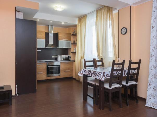 Новосибирск: Apartment on Kirova