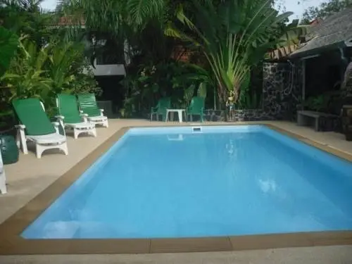 Тхаланг: Teeta Resort