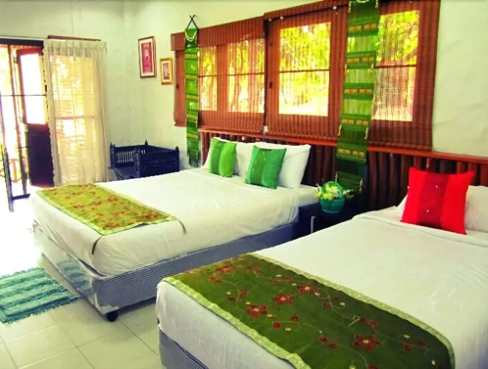 Тха-Муанг: Golden Lake View Boutique Resort
