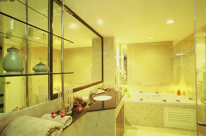 Бангкок: Gardengrove Suites