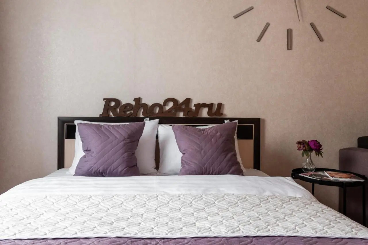 Новосибирск: One Bedroom Apartments Premium - Современная однокомнатная квартира Премиум класс, 4 спальных места, RentHouse