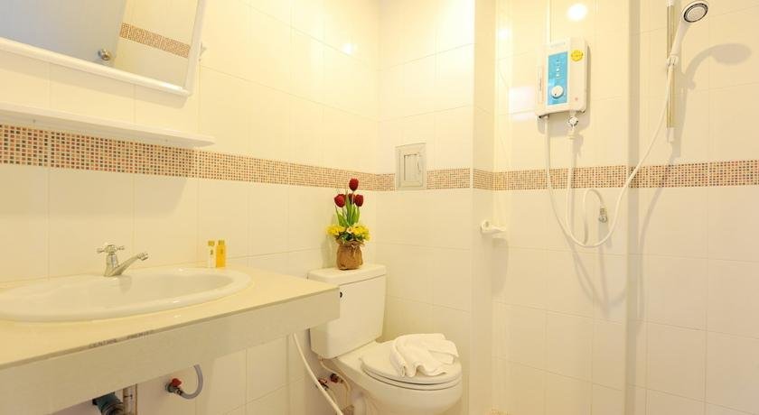 NNC Patong House — фото 1