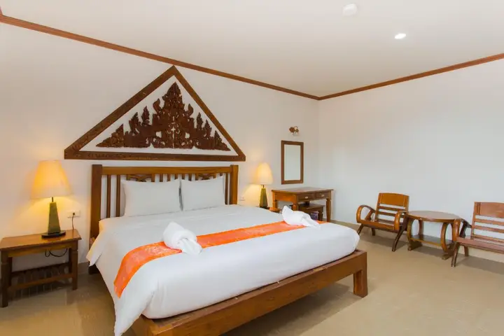 Муанг: Onnicha Hotel