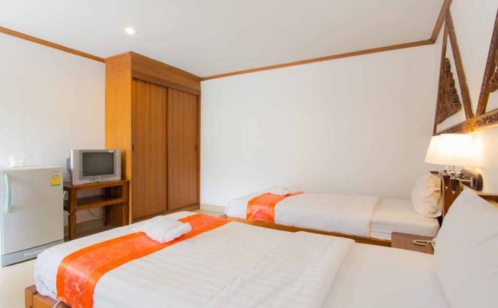 Муанг: Onnicha Hotel