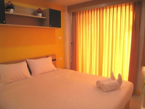 Кату: Molly Pop Guesthouse