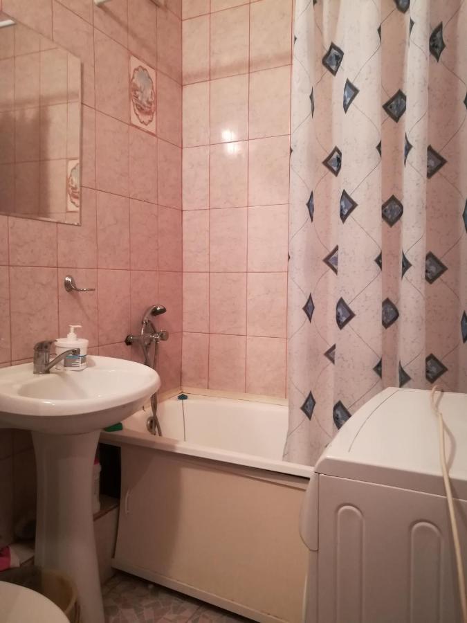 Новосибирск: A 54 Apartments at Blyukhera 16