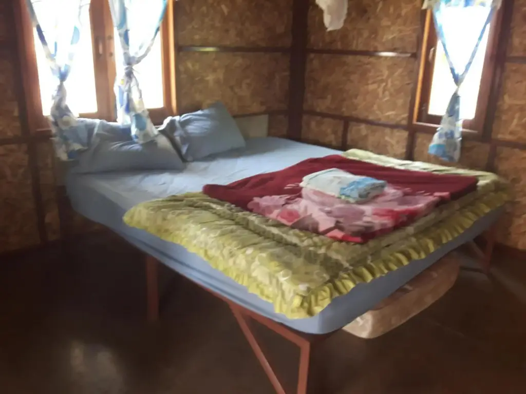 Паи: Family Huts