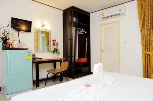Кату: Moonlight Guesthouse