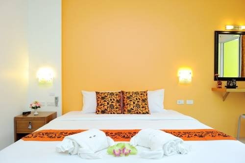 Кату: Moonlight Guesthouse