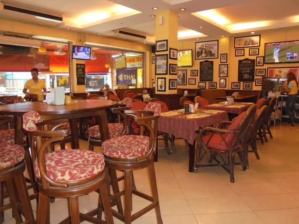 Паттайя: Robin’s Nest Guesthouse & Restaurant