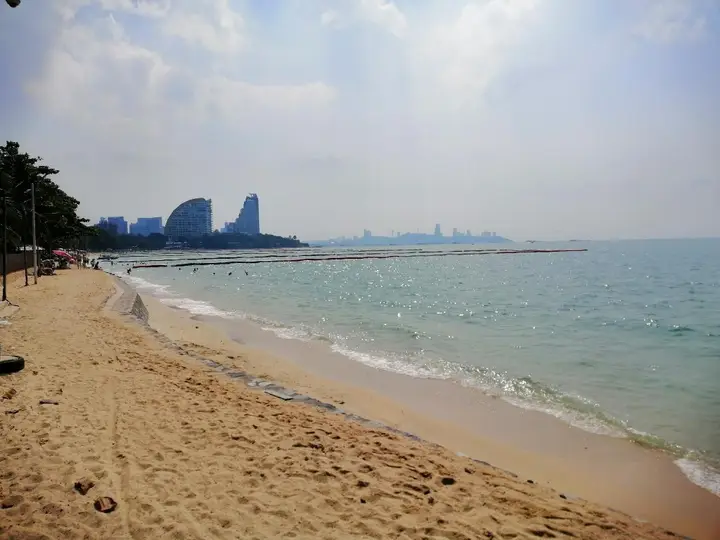 Паттайя: Wood House Pattaya