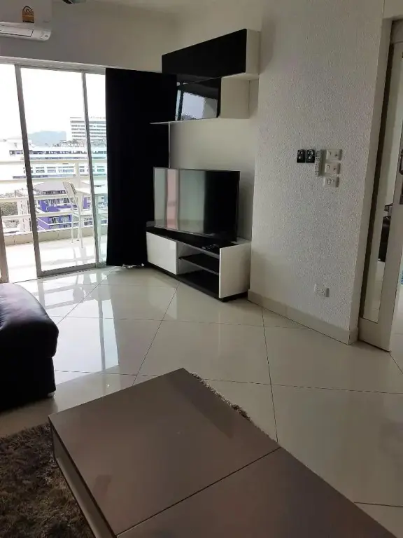 Паттайя: Vtsix Condo Service at View Talay Condo