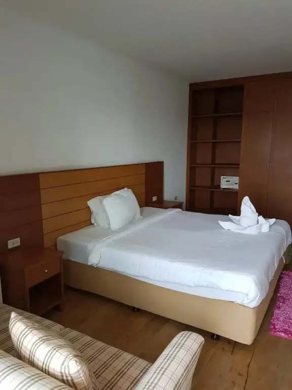 Паттайя: Vtsix Condo Service at View Talay Condo