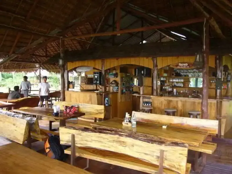 Тхаланг: Tenta Nakara Resort and Restaurant