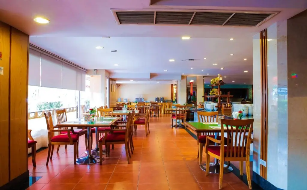 Бангкок: The Patra Hotel - Rama 9