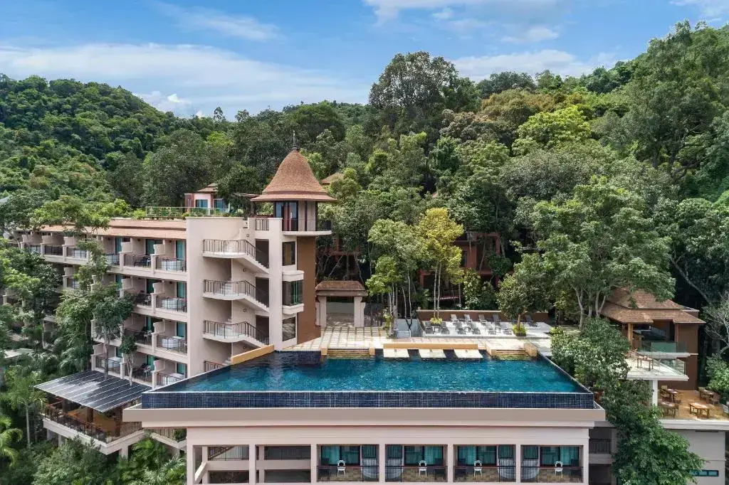 Avani Ao Nang Cliff Krabi Resort — фото 1