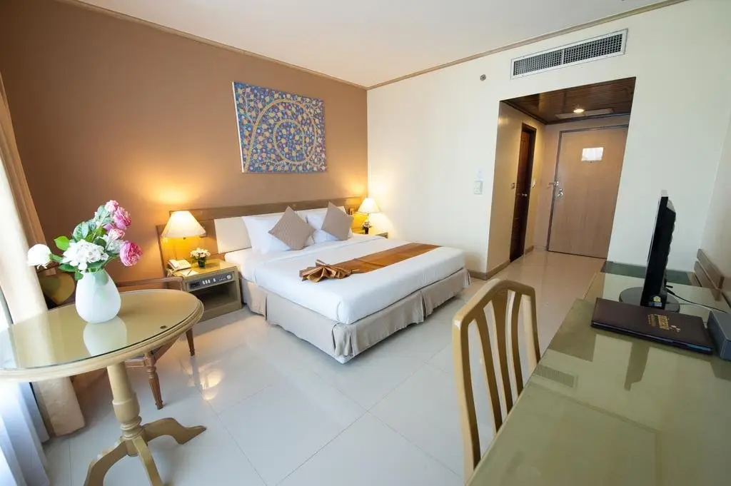 Бангкок: Pinnacle Lumpini Park Hotel