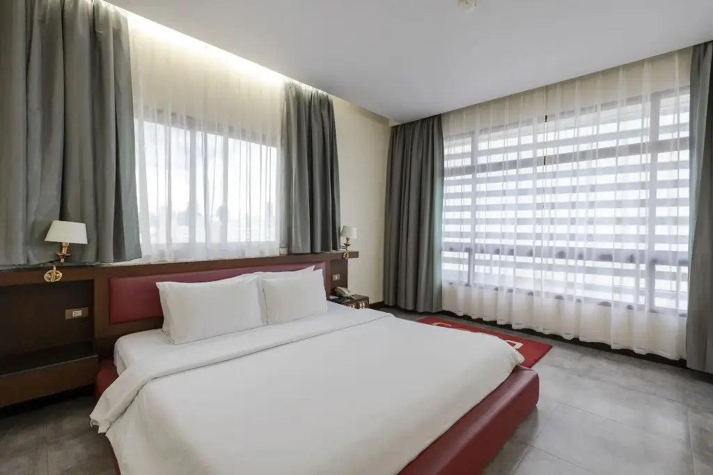 Бангкок: Pinnacle Lumpini Park Hotel