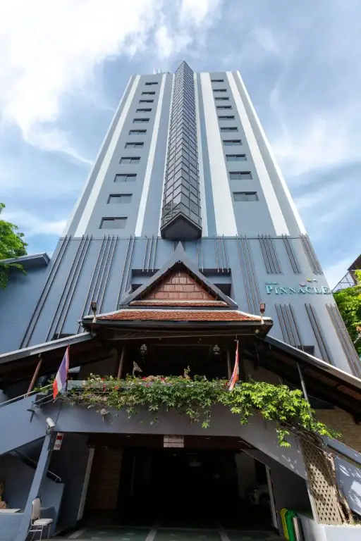 Pinnacle Lumpini Park Hotel — фото 1