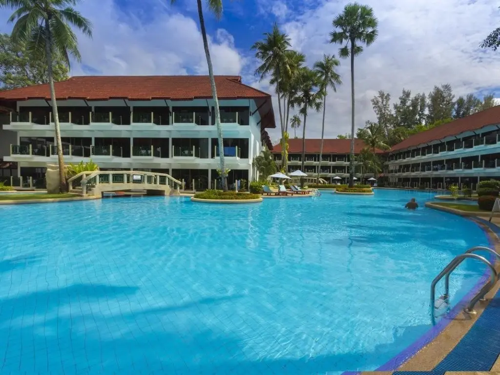 Тхаланг: Курортный отель Amora Beach Resort Phuket