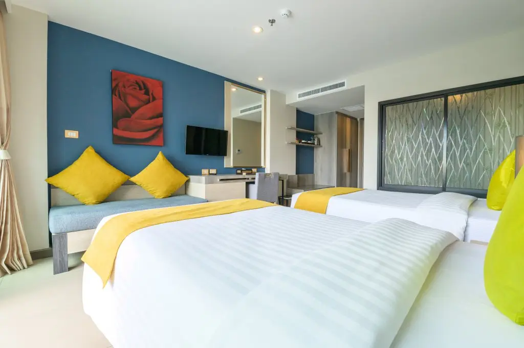 Пхукет: Andakira Hotel