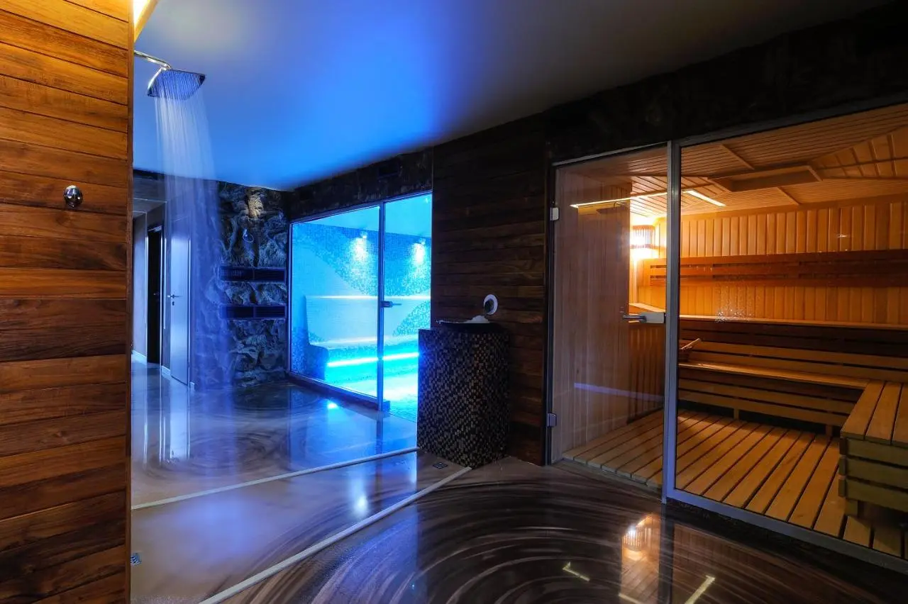 Эсто-Садок: Villa Adriano