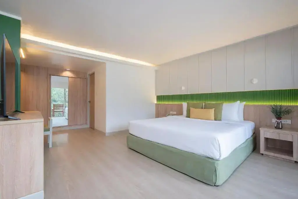 Паттайя: Отель The Green Park Resort