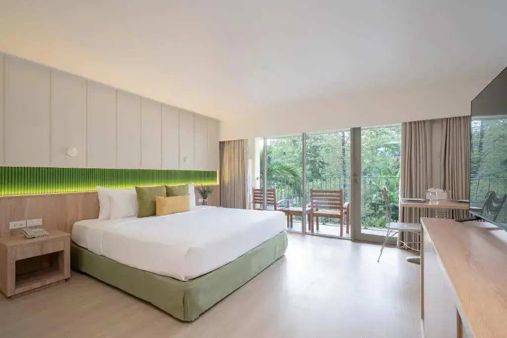 Паттайя: Отель The Green Park Resort