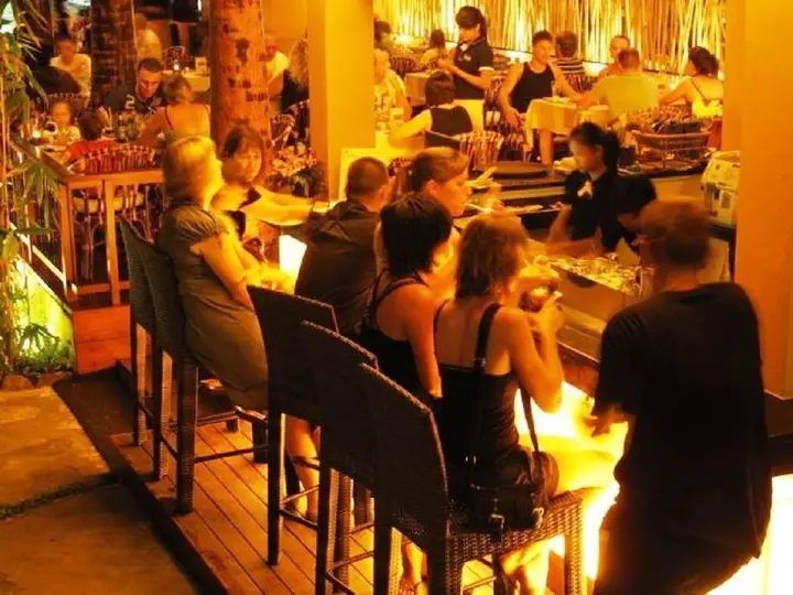 Муанг: Bamboo House Phuket