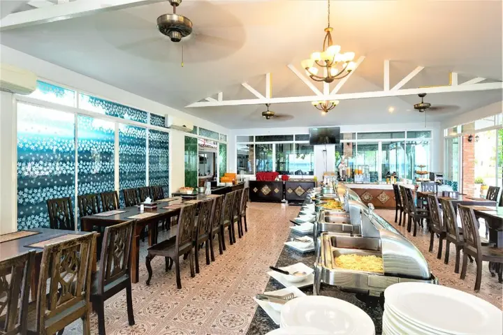 Пхукет: Racha Island Resort