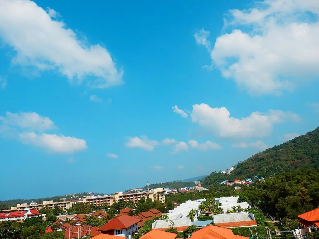 Муанг: Kata Beach Studio