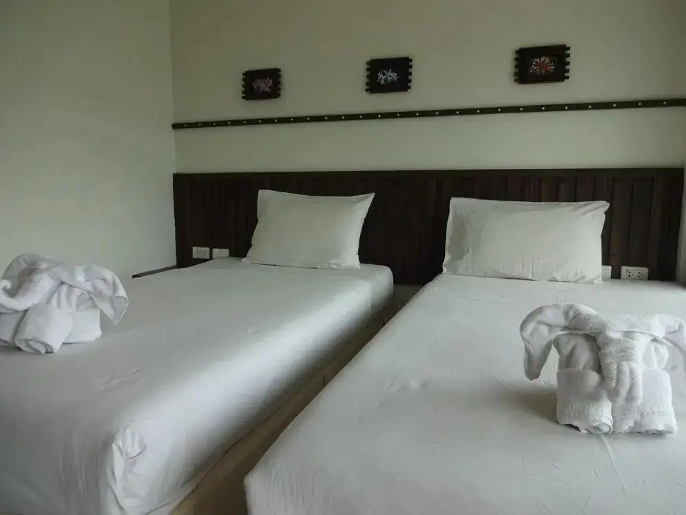 Кату: Athome Guesthouse