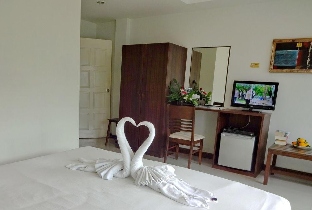 Кату: Athome Guesthouse